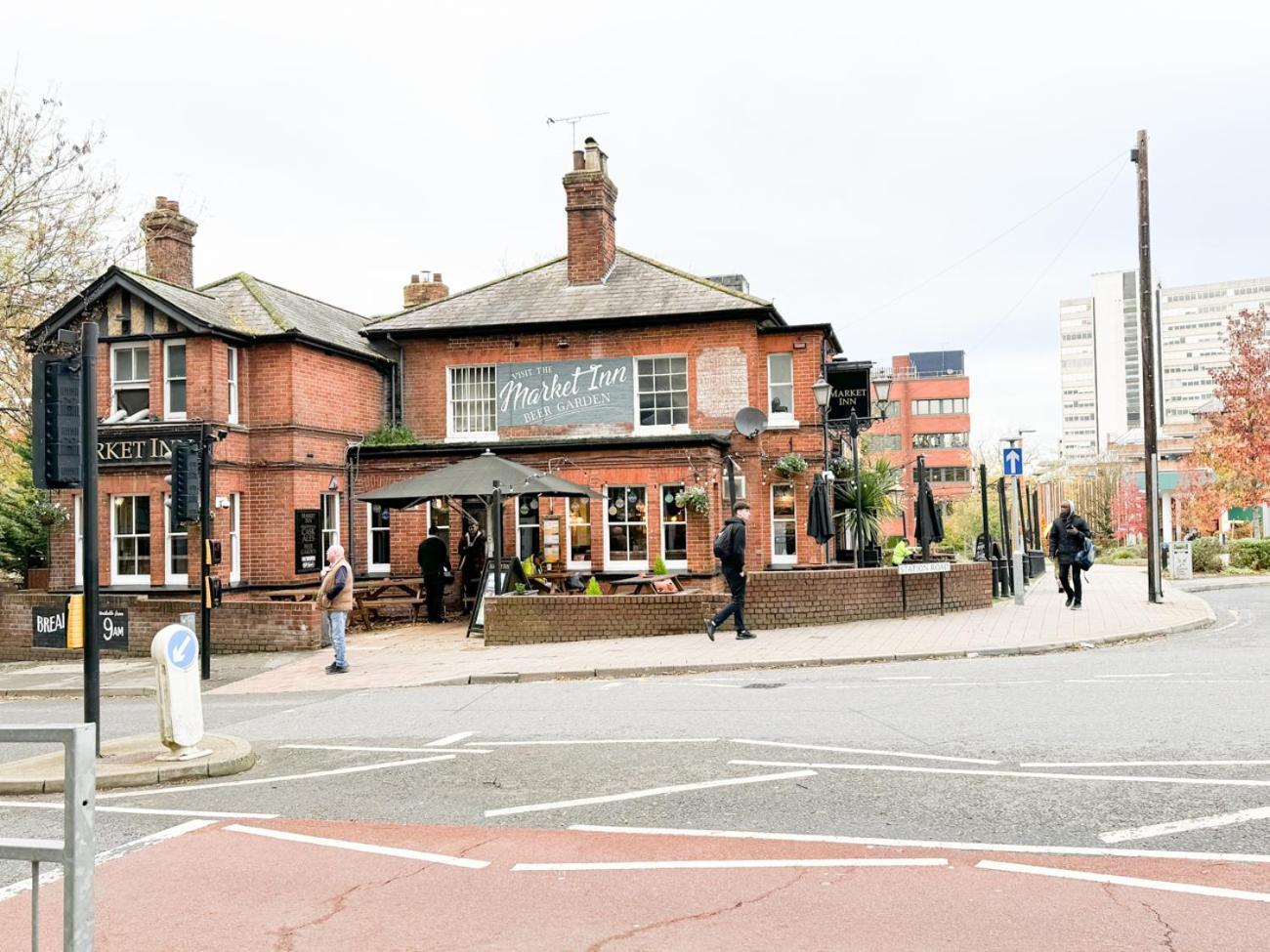 City Centre Apartment Close To Ascot & Legoland Sleep Upto 4 Guests - Parking On Request! Bracknell Exterior foto